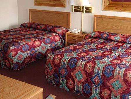 North Country Inn & Suites Mandan Экстерьер фото