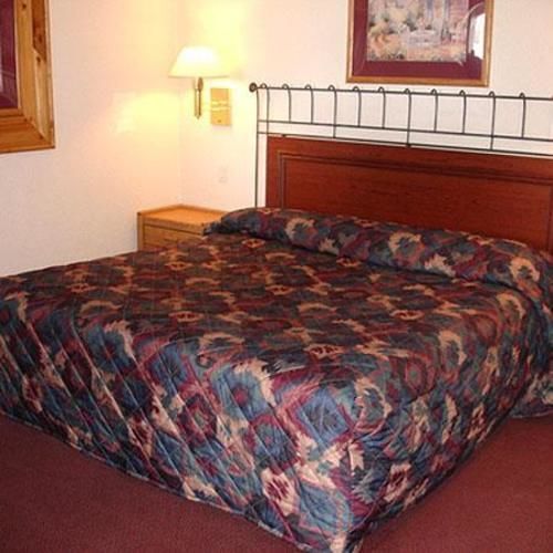 North Country Inn & Suites Mandan Экстерьер фото